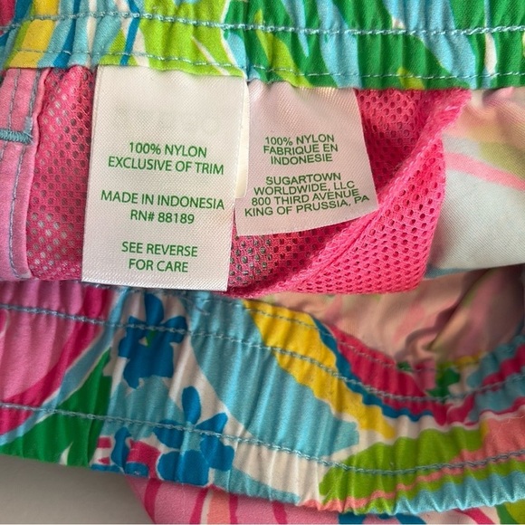 Lily Pulitzer Women's Luxletic Run Around Short Pink Multi , sz small - Picture 7 of 7